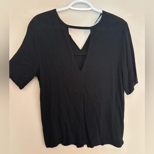 Article Black Short Sleeve Women's Top